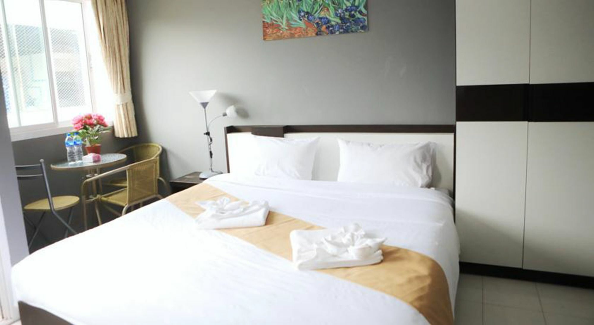 Guan Chao Yin Hotel Patong Exterior photo